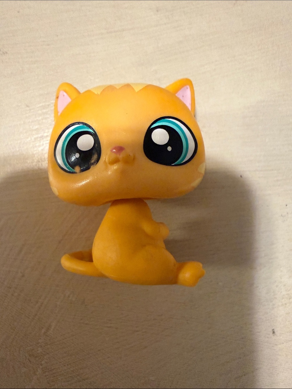 Littlest Pet Shop Fuzzy Gumbopaws Cat #294 From Paristas Cafe Set
